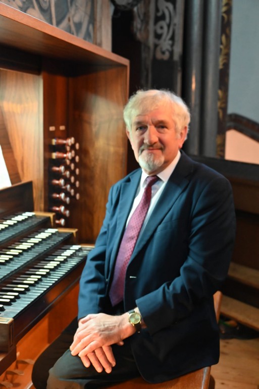 prof. Julian Gembalski